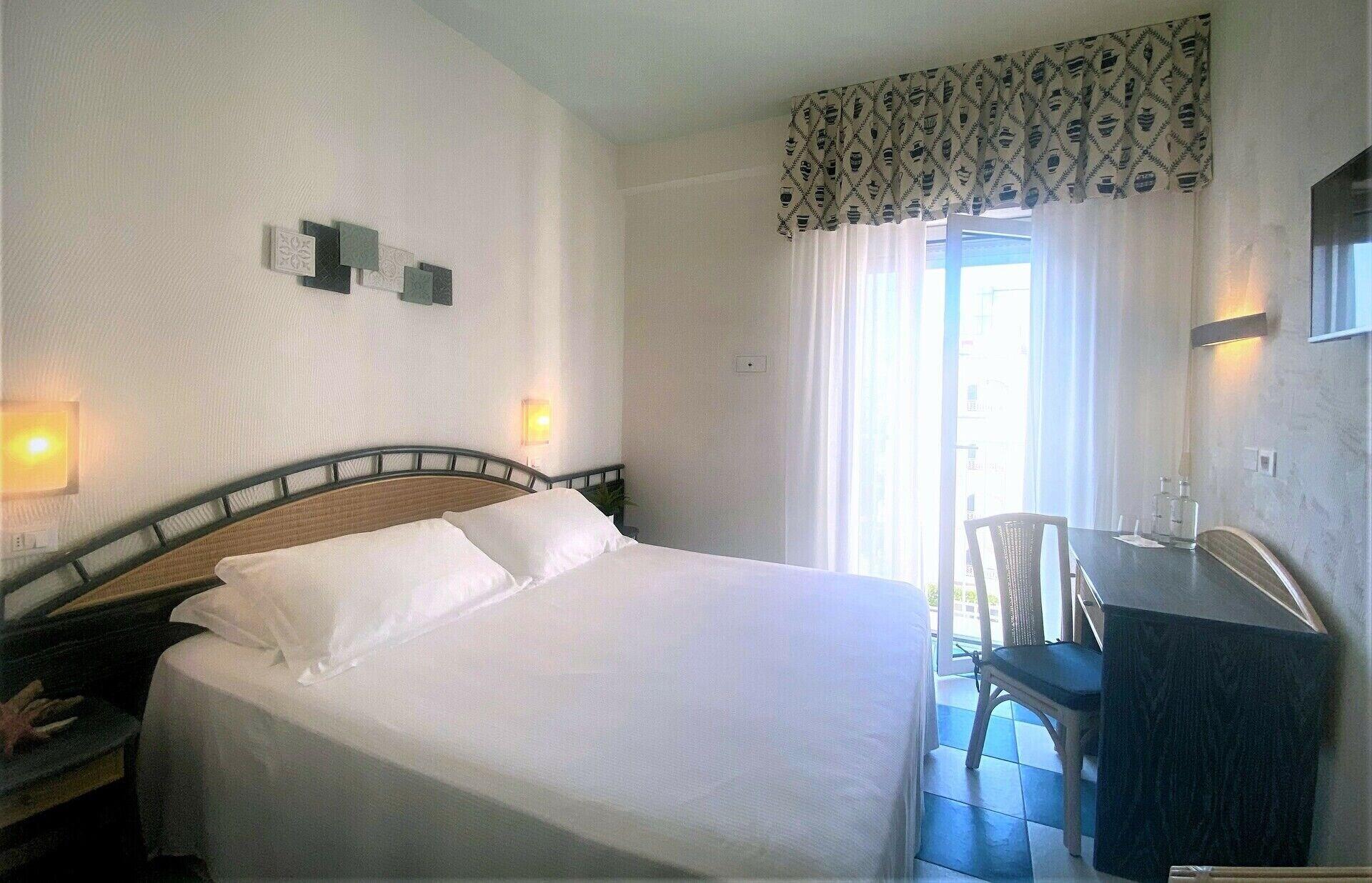 Luxor Beach Boutique Hotel カットーリカ エクステリア 写真