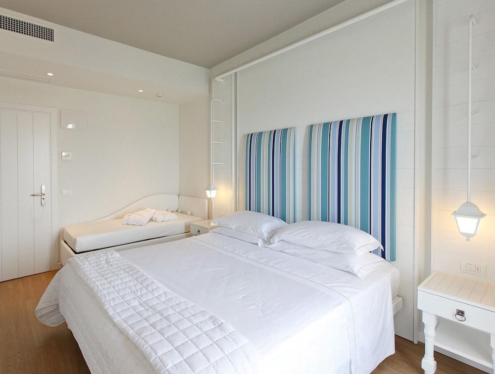 Luxor Beach Boutique Hotel カットーリカ エクステリア 写真