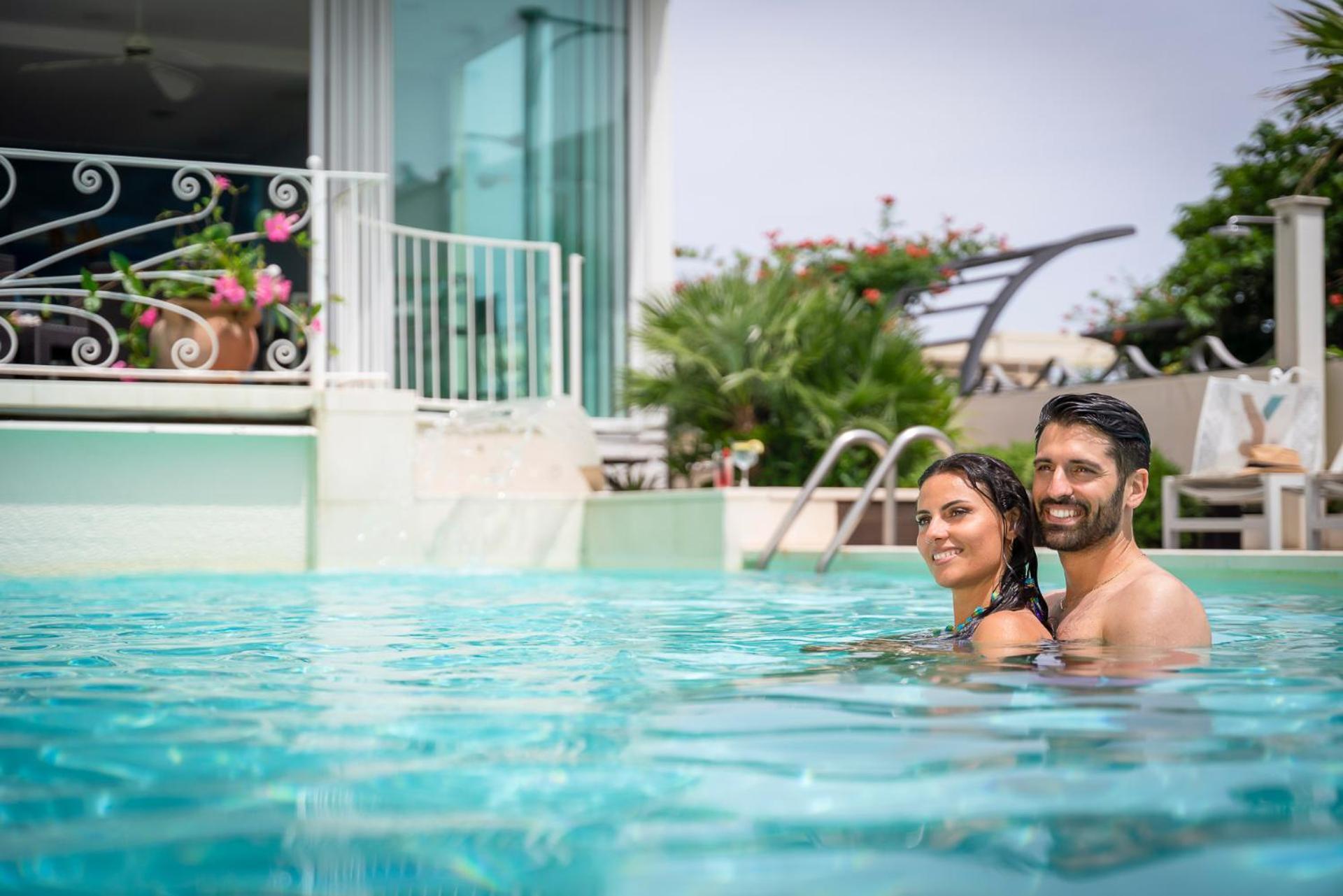 Luxor Beach Boutique Hotel カットーリカ エクステリア 写真