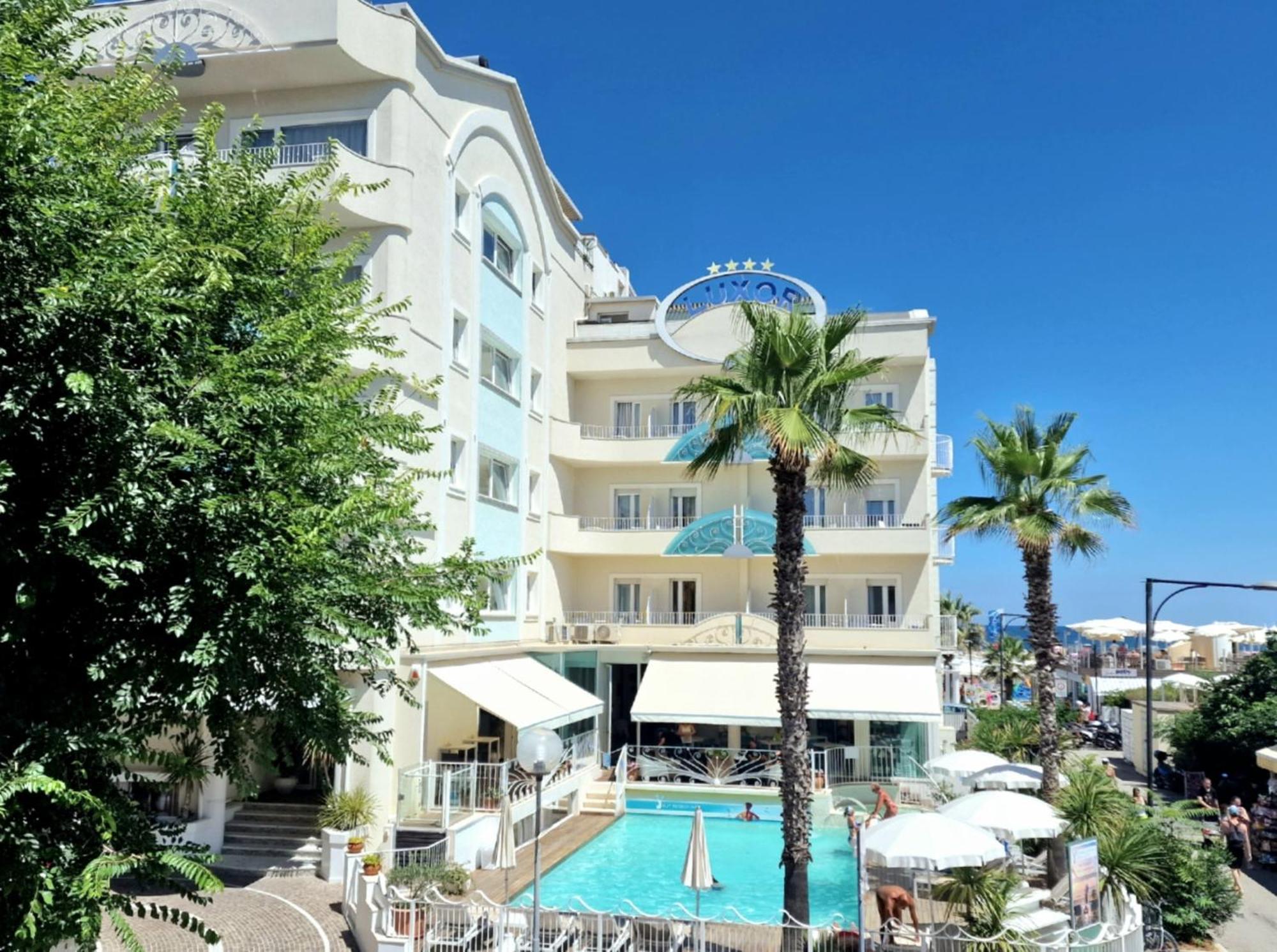 Luxor Beach Boutique Hotel カットーリカ エクステリア 写真